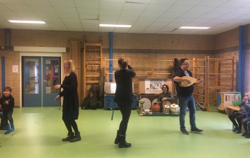 Waalse School Kennismaken met muziekinstrumenten van over de hele wereld