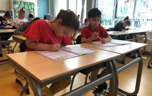 Waalse School Groep 3 leert netjes te schrijven
