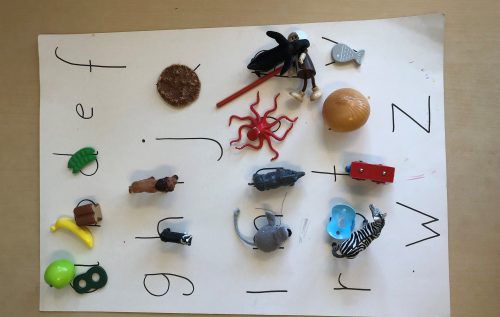 Waalse School Groep 2a leert klanken te combineren met letters