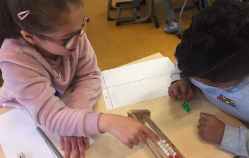 Waalse School Groep 3c rekent met dobbelstenen
