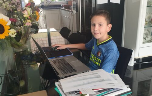 Waalse School Acht vragen over het thuisonderwijs aan Dario Santana Herwegh (7a)