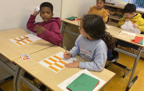 Waalse School Groep 3a leert woorden schrijven met begin- en eindclusters