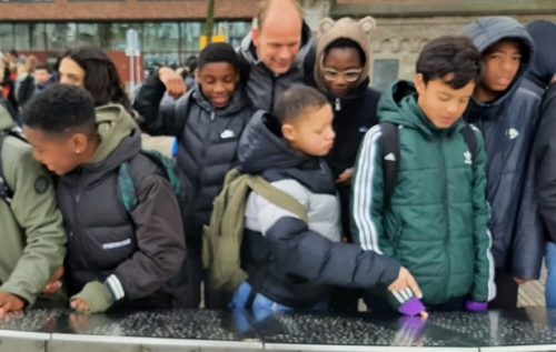 Waalse School Bezoek Joods Kindermonument