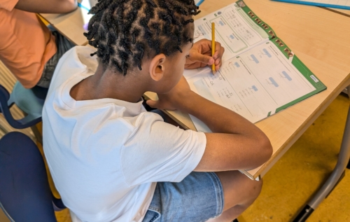 Waalse School Groep 7c leert kommagetallen vermenigvuldigen met een heel getal