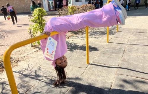Waalse School Ishita heeft het talent van de samenbrenger…